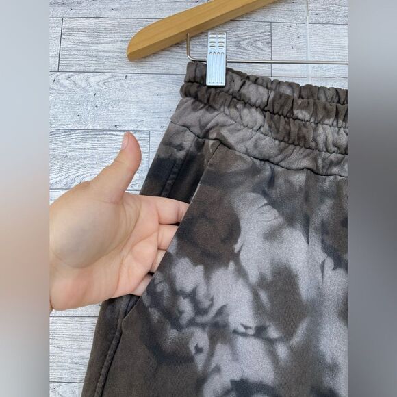 Mauna Kea drawstring tie-dye shorts size medium - Picture 10 of 17